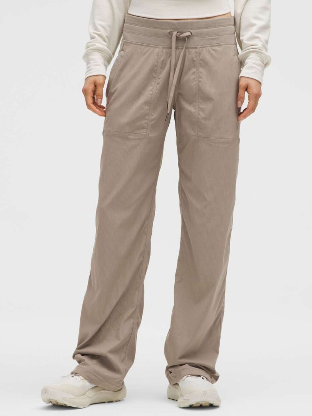 Lululemon Dance Studio Mid-Rise Pant Short Warm Ash Grey Size 10 W5GIDS